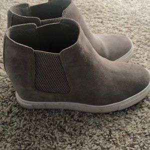 Gianni Bini wedge sneaker